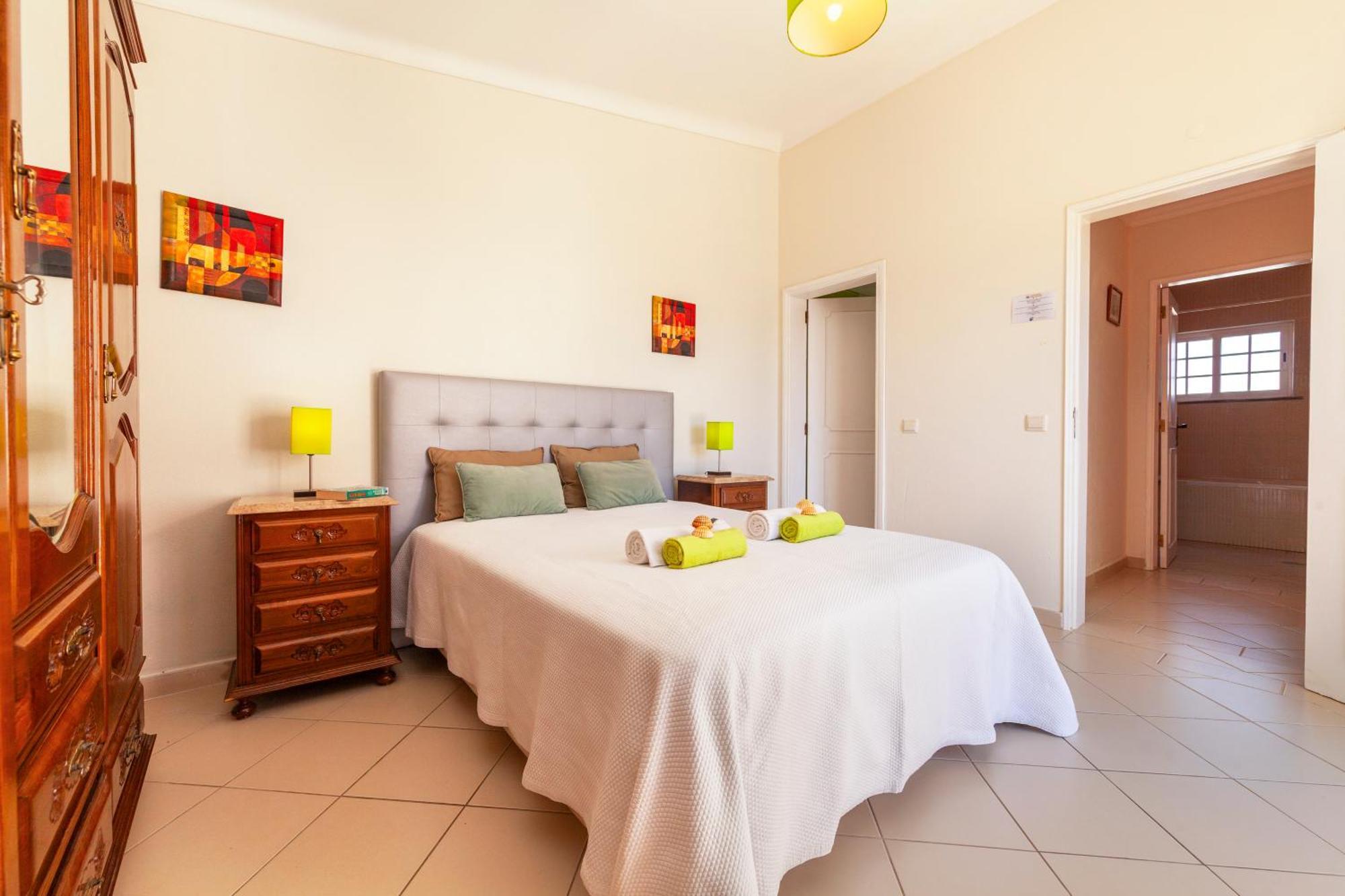 Flores By Algarve Vacation Villa