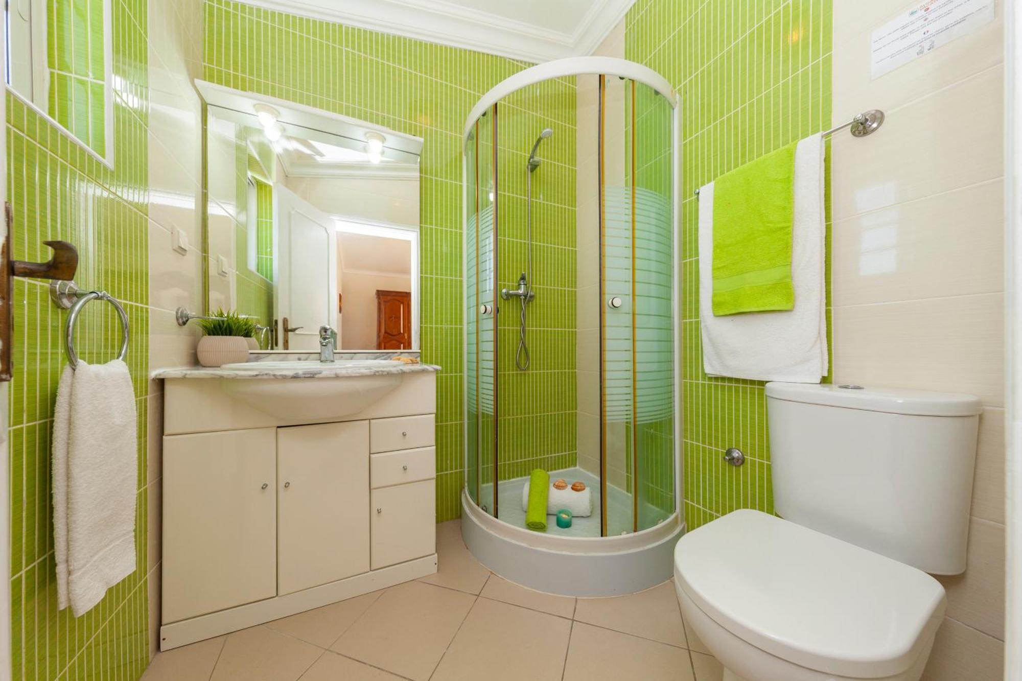 Flores By Algarve Vacation Villa